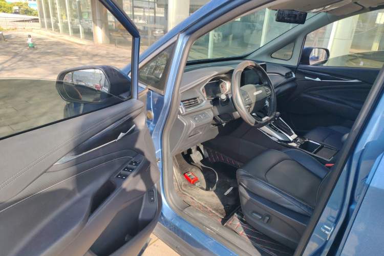 Used SAIC MAXUS G50 2019 1.5T Automatic Luxury Edition China VI Standard Driver Seat