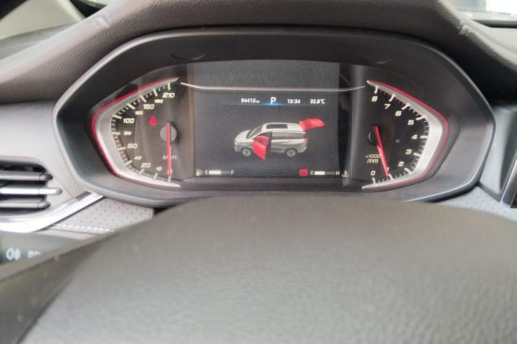 Used SAIC MAXUS G50 2019 1.5T Automatic Luxury Edition China V Standard Instrument Cluster
