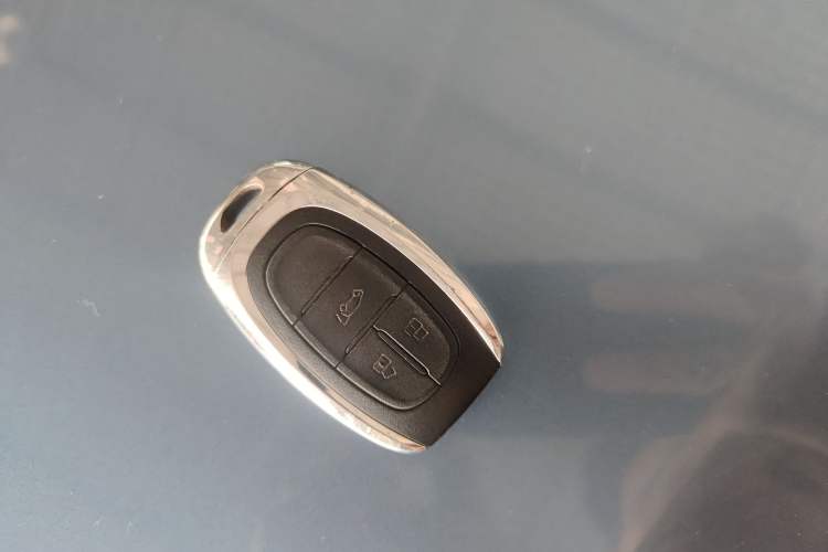 Used SAIC MAXUS G50 2019 1.5T Automatic Luxury Edition China VI Standard Interior 1