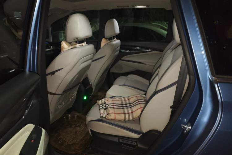 Used SAIC MAXUS G50 2019 1.5T First Edition Automatic Luxury Version 7 Seats Left Rear Seat