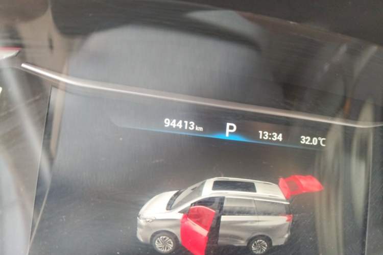 Used SAIC MAXUS G50 2019 1.5T Automatic Luxury Edition China V Standard Odometer Close Up