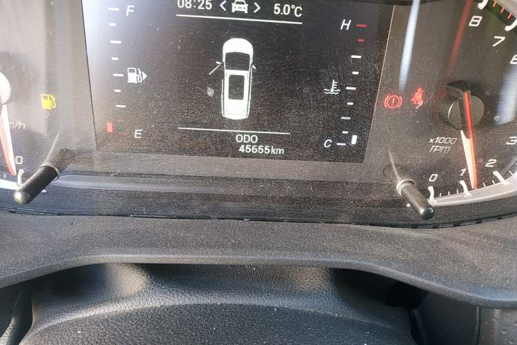 Used SAIC MAXUS G50 2019 1.3T Manual Enjoyment Base Model China V Standard Odometer Close Up