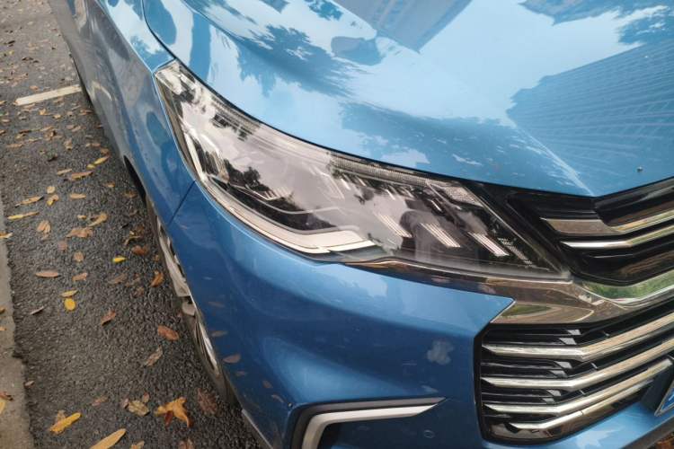 Used SAIC MAXUS G50 2019 1.5T First Edition Automatic Luxury Version 6 Seats Right Front Headlight