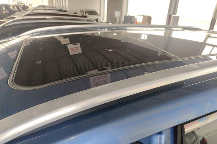 Used SAIC MAXUS G50 2019 1.5T Automatic Luxury Edition China VI Standard Roof