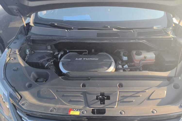 Used SAIC MAXUS G50 2019 1.3T First Edition Manual Elite Version Engine Bay
