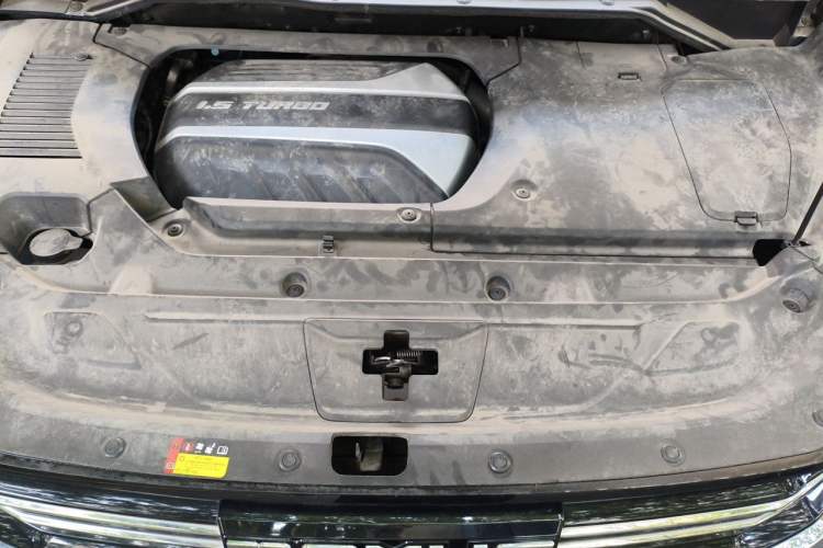 Used SAIC MAXUS G50 2019 1.5T Automatic Elite Edition China VI Standard Engine Bay