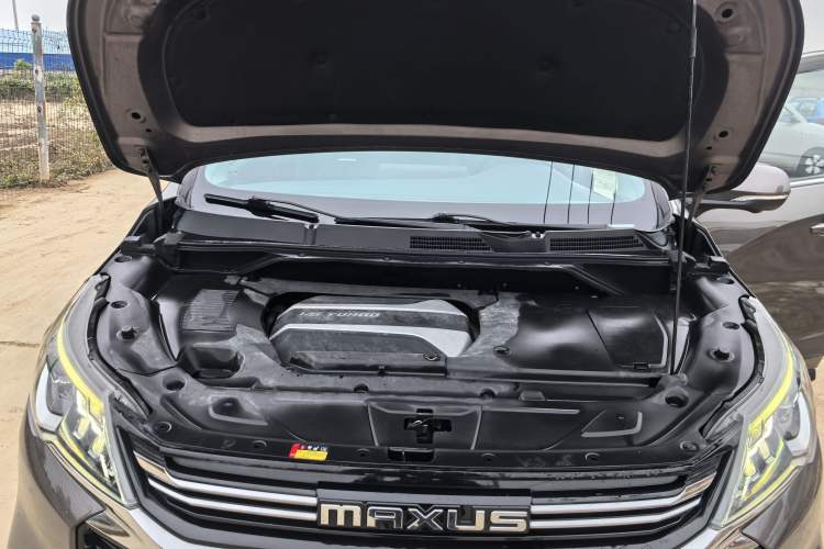 Used SAIC MAXUS G50 2019 1.5T Automatic Luxury Edition China VI Standard Engine Bay