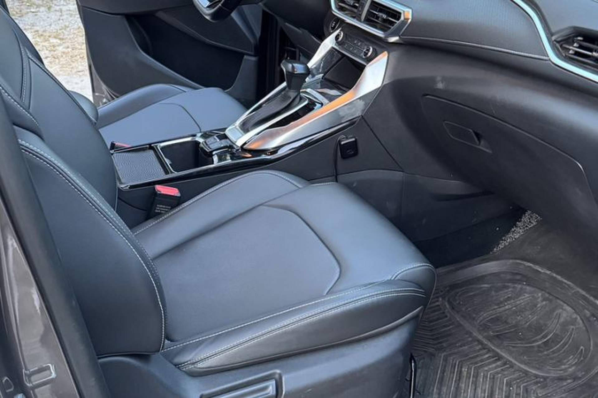 Used SAIC MAXUS G50 2019 1.5T Automatic Elite Edition China VI Standard Interior 1