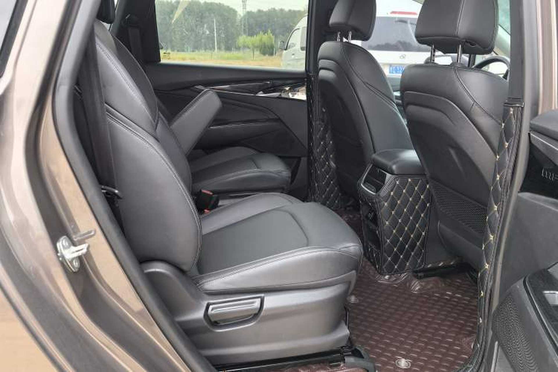 Used SAIC MAXUS G50 2019 1.5T Automatic Luxury Edition China VI Standard Interior 5