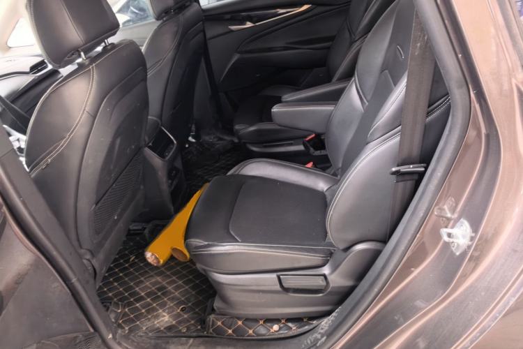 Used SAIC MAXUS G50 2019 1.5T Automatic Elite Edition China VI Standard Left Rear Seat