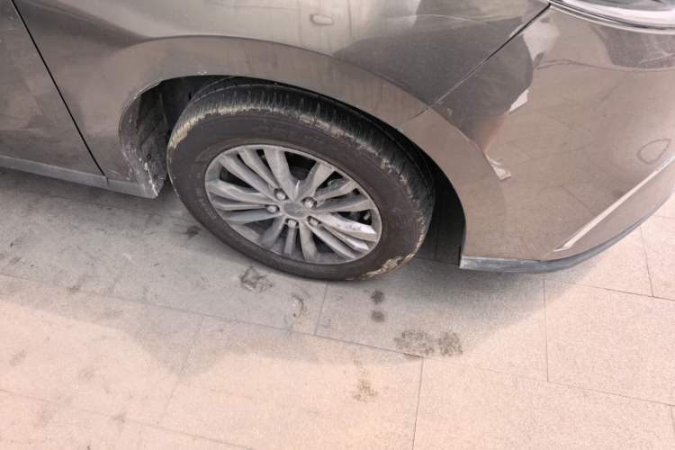 Used SAIC MAXUS G50 2019 1.5T Automatic Elite Edition China VI Standard Right Front Wheel Hub