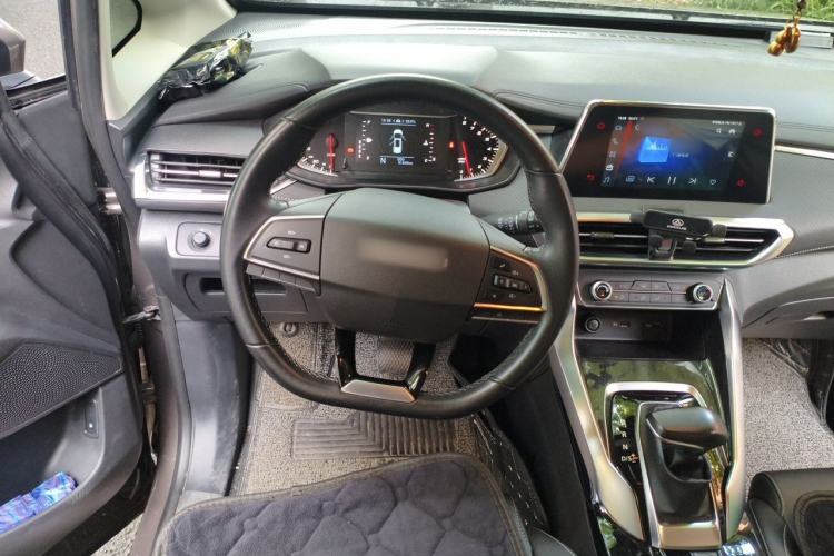 Used SAIC MAXUS G50 2019 1.5T Automatic Elite Edition China VI Standard Steering Wheel
