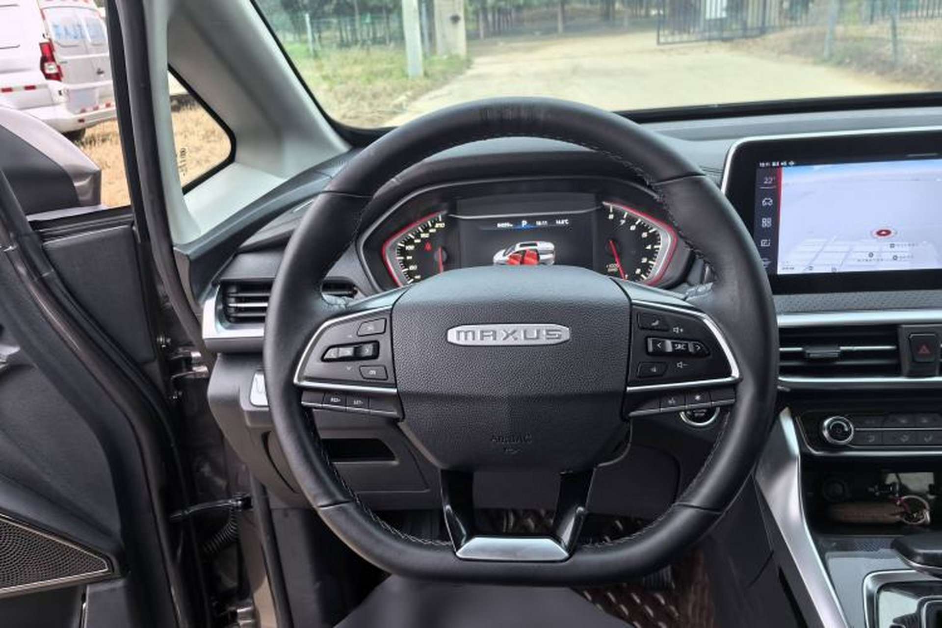 Used SAIC MAXUS G50 2019 1.5T Automatic Luxury Edition China VI Standard Steering Wheel