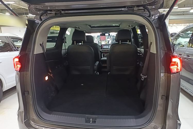 Used SAIC MAXUS G50 2019 1.5T First Edition Automatic Luxury Version 6 Seats Trunk