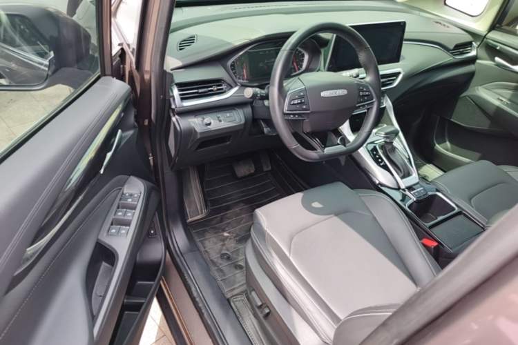 Used SAIC MAXUS G50 2019 1.5T Automatic Luxury Edition China V Standard Driver Seat
