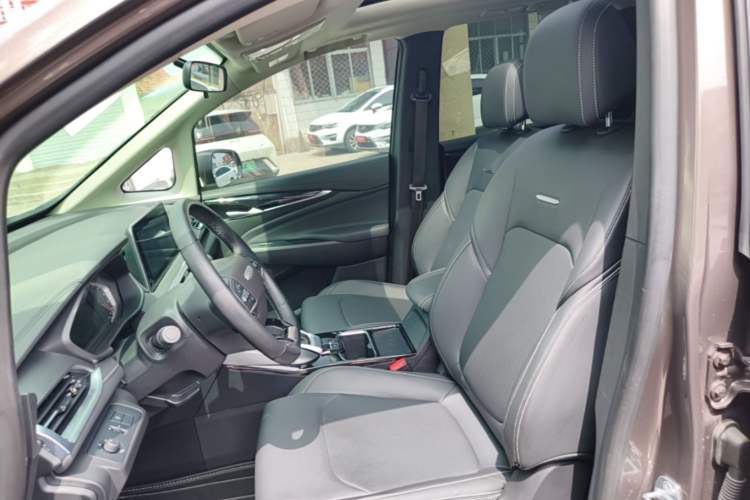 Used SAIC MAXUS G50 2019 1.5T Automatic Luxury Edition China V Standard Left Front Seat