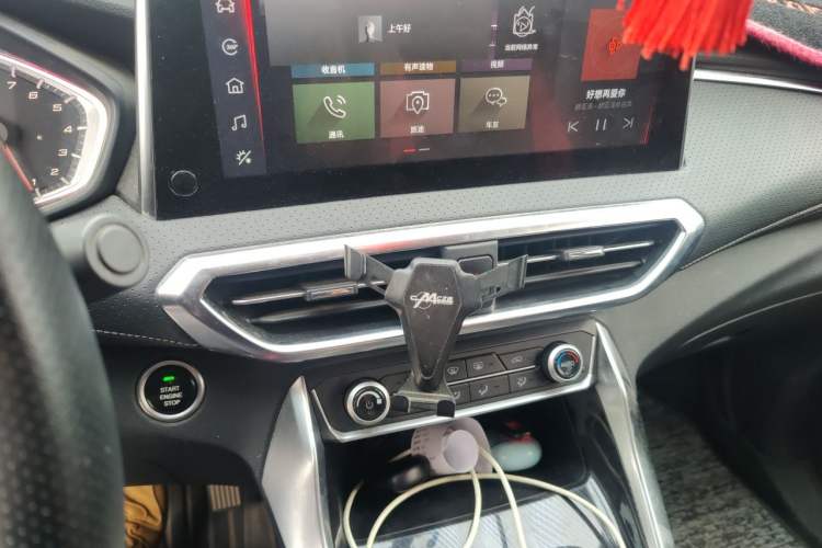 Used SAIC MAXUS G50 2019 1.5T First Edition Automatic Luxury Version 7 Seats Audio And AC Panel