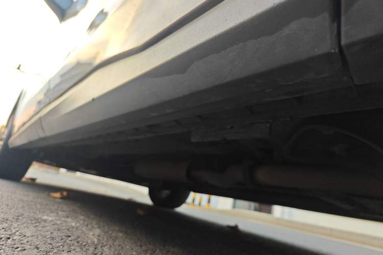 Used SAIC MAXUS G50 2019 1.5T Automatic Luxury Edition China VI Standard Chassis Rear Left