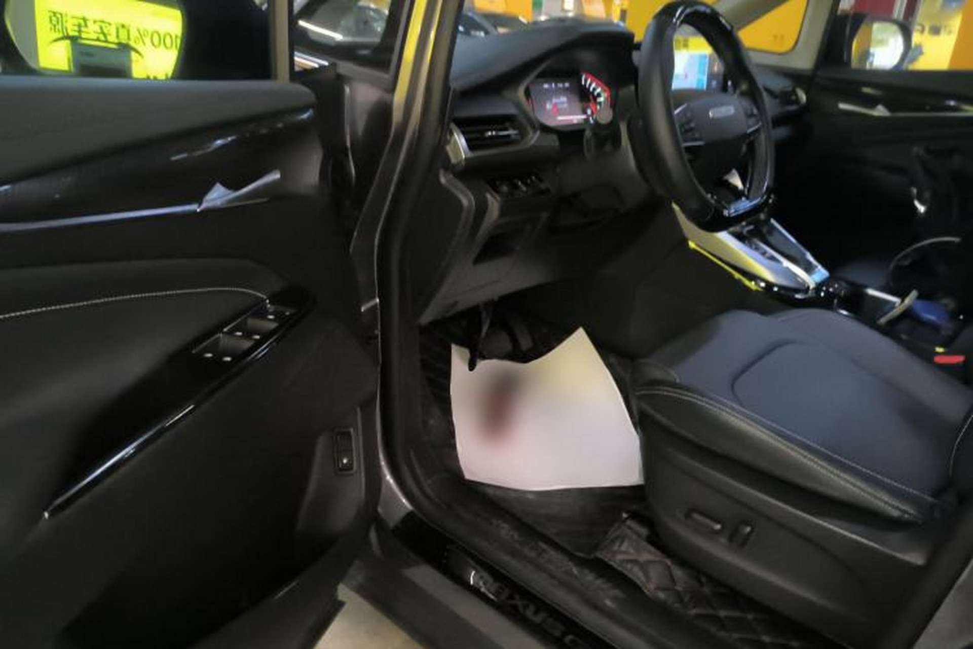 Used SAIC MAXUS G50 2019 1.5T Automatic Luxury Edition China VI Standard Driver Seat