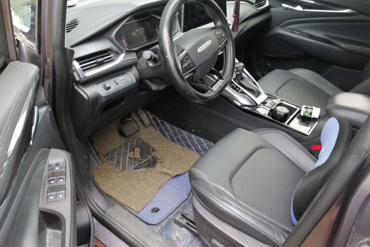 Used SAIC MAXUS G50 2019 1.5T Automatic Luxury Edition China VI Standard Driver Seat