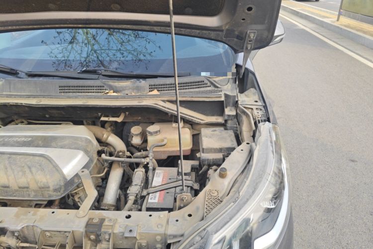 Used SAIC MAXUS G50 2019 1.5T Automatic Elite Edition China VI Standard Engine Bay Left