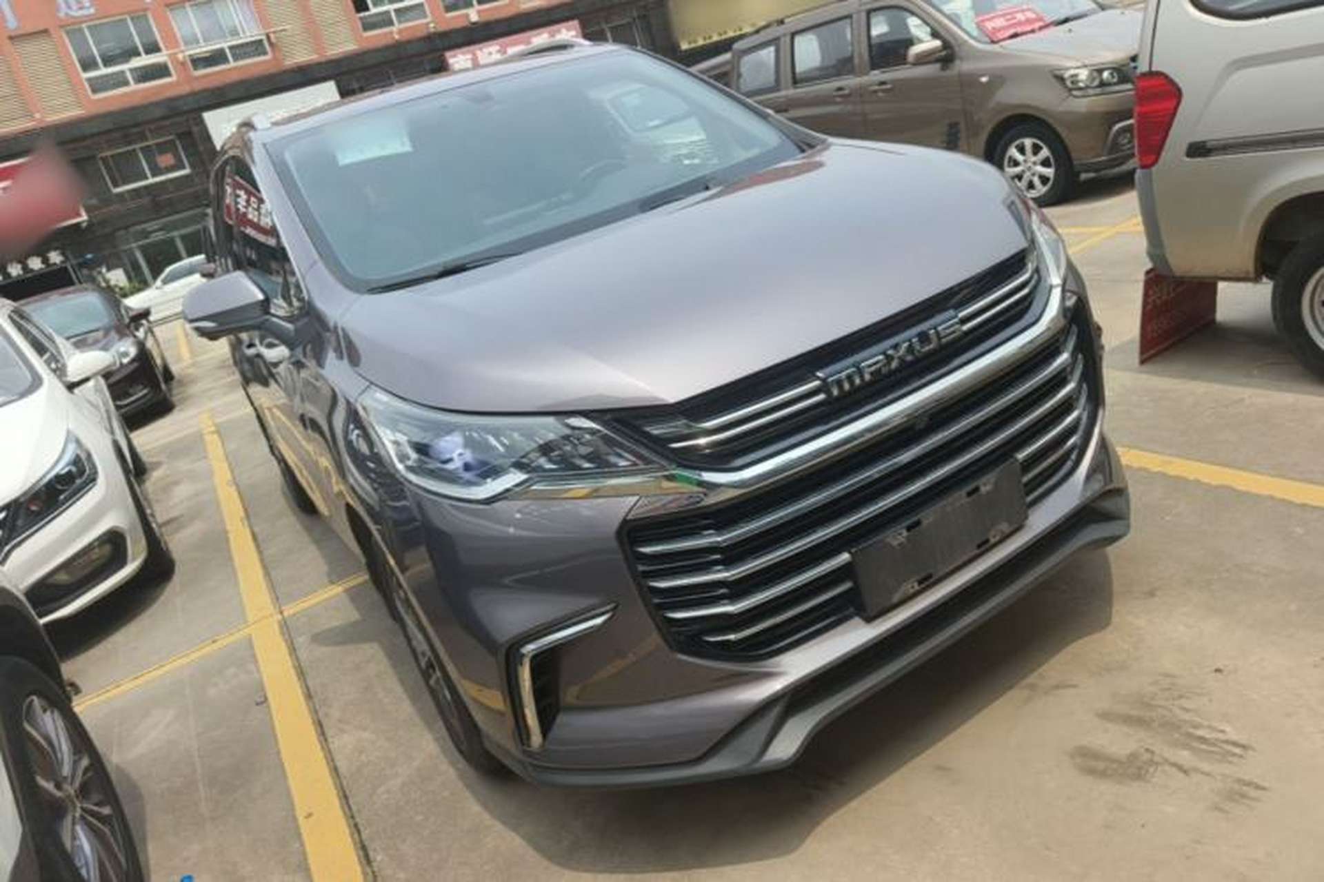 Used SAIC MAXUS G50 2019 1.5T First Edition Automatic Luxury Version 6 Seats Front Right 45 Deg
