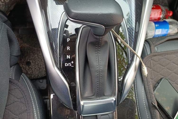 Used SAIC MAXUS G50 2019 1.5T First Edition Automatic Luxury Version 7 Seats Gear Lever