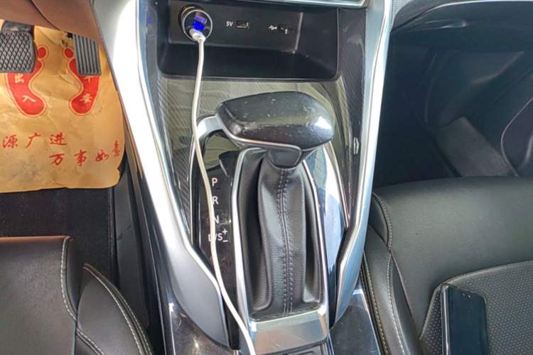 Used SAIC MAXUS G50 2019 1.5T Automatic Luxury Edition China VI Standard Gear Lever