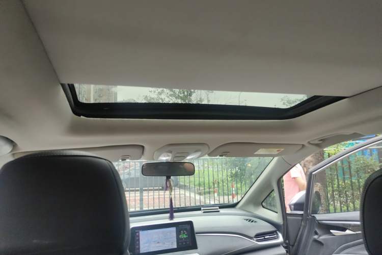 Used SAIC MAXUS G50 2019 1.5T Automatic Luxury Edition China V Standard Headliner