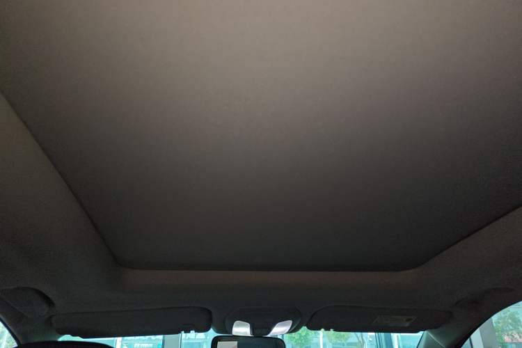 Used SAIC MAXUS G50 2019 1.5T Automatic Luxury Edition China V Standard Headliner