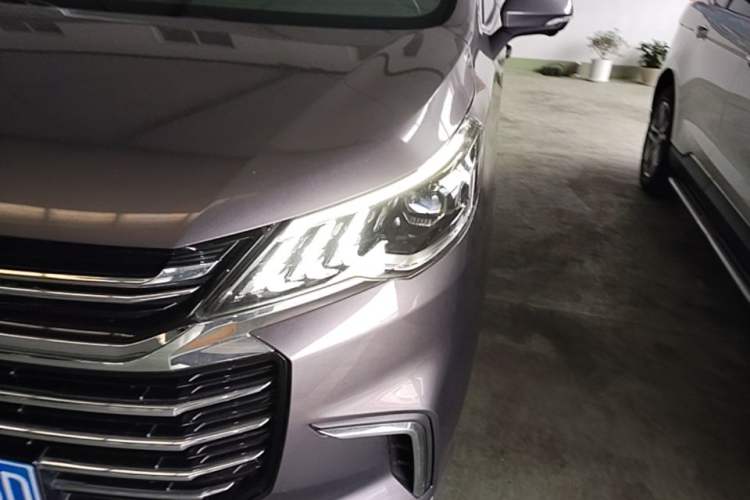 Used SAIC MAXUS G50 2019 1.5T Automatic Elite Edition China V Standard Left Front Headlight