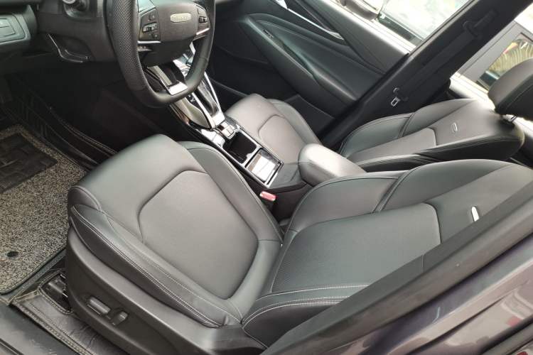 Used SAIC MAXUS G50 2019 1.5T Automatic Luxury Edition China VI Standard Left Front Seat