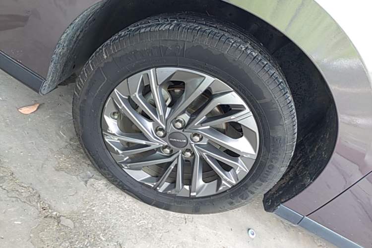 Used SAIC MAXUS G50 2019 1.5T Automatic Luxury Edition China VI Standard Left Front Wheel Hub