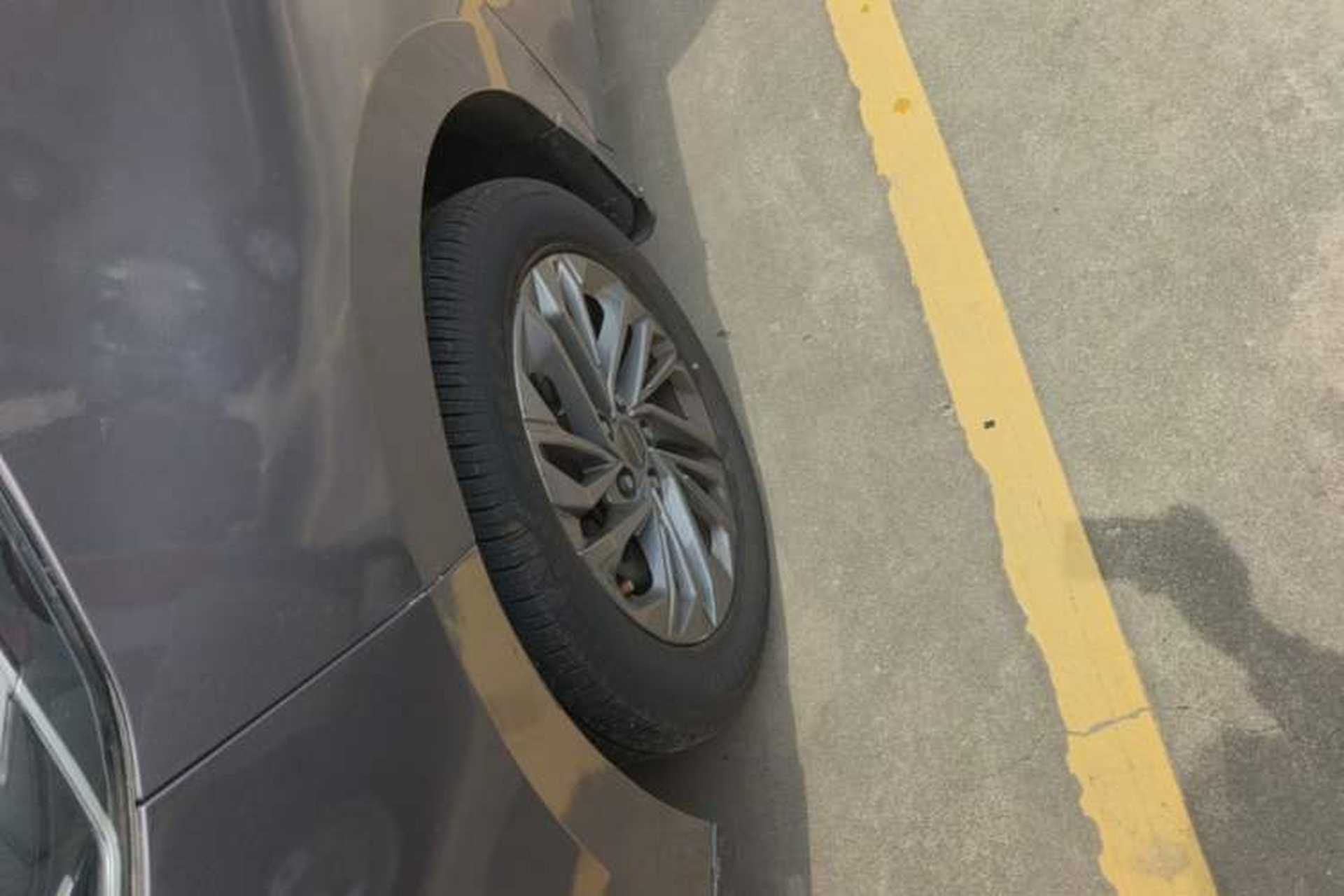 Used SAIC MAXUS G50 2019 1.5T First Edition Automatic Luxury Version 6 Seats Left Front Wheel Hub