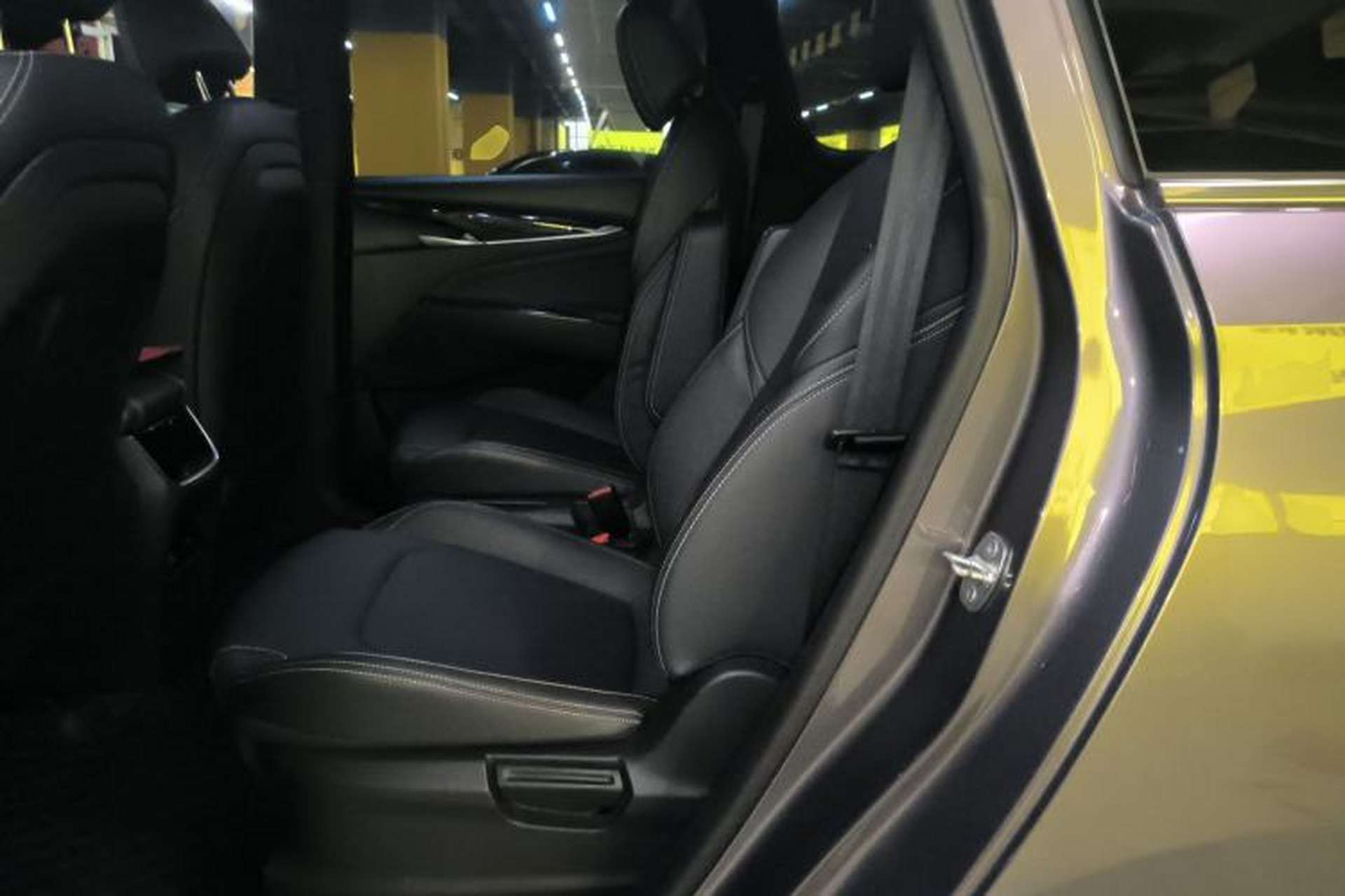 Used SAIC MAXUS G50 2019 1.5T Automatic Luxury Edition China VI Standard Left Rear Seat