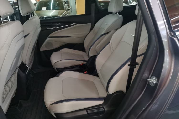 Used SAIC MAXUS G50 2019 1.5T Automatic Luxury Edition China VI Standard Left Rear Seat