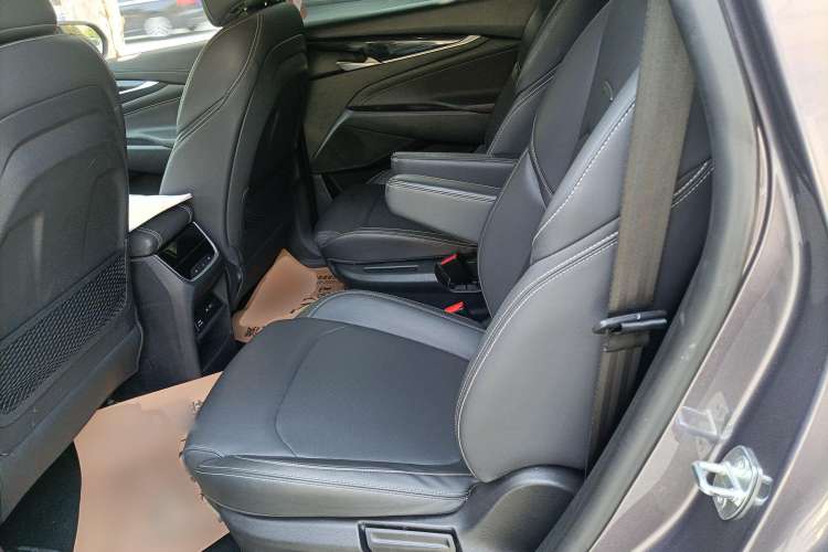 Used SAIC MAXUS G50 2019 1.5T Automatic Luxury Edition China V Standard Left Rear Seat