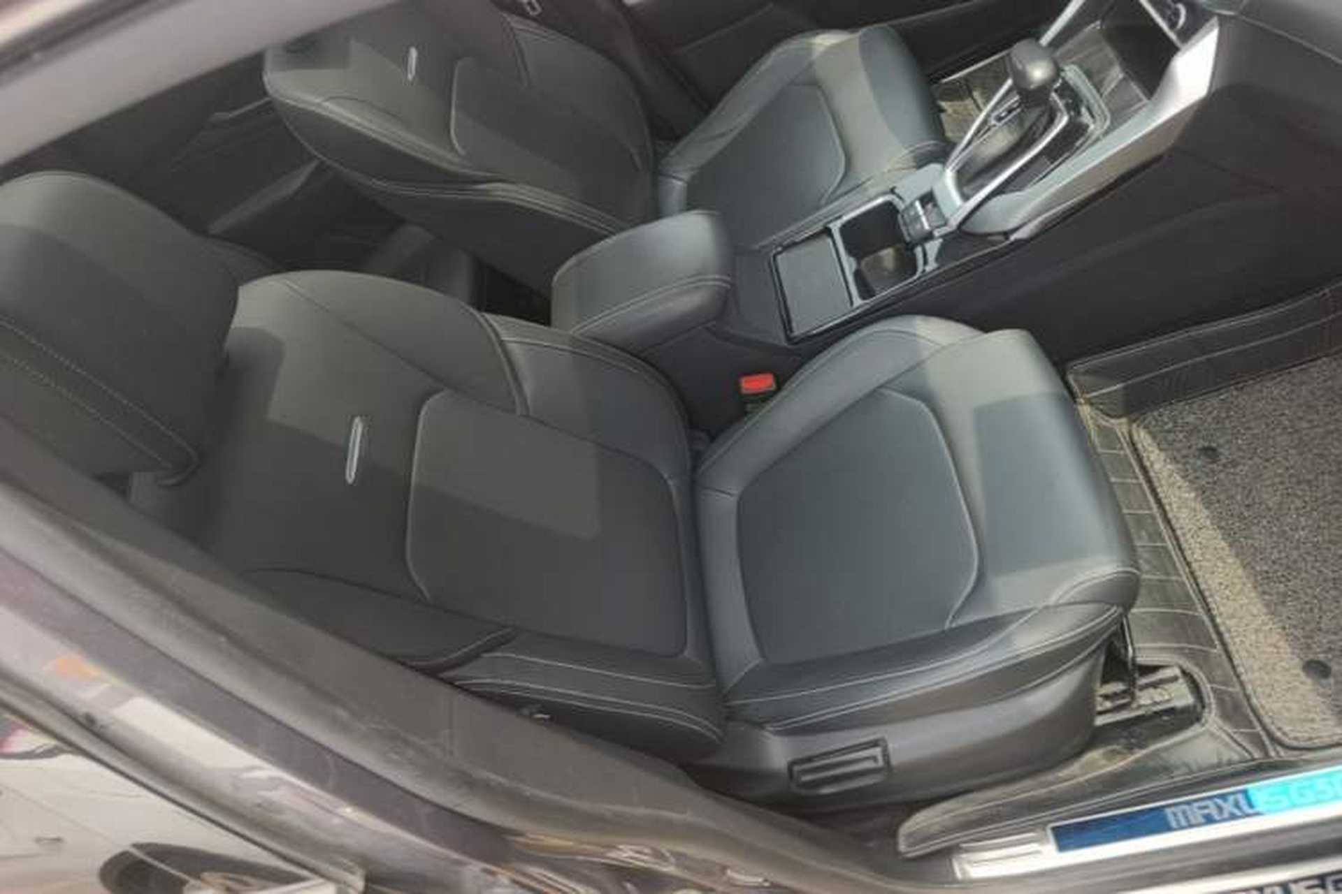 Used SAIC MAXUS G50 2019 1.5T First Edition Automatic Luxury Version 6 Seats Right Front Seat