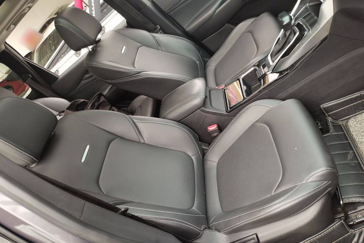 Used SAIC MAXUS G50 2019 1.5T Automatic Luxury Edition China VI Standard Right Front Seat