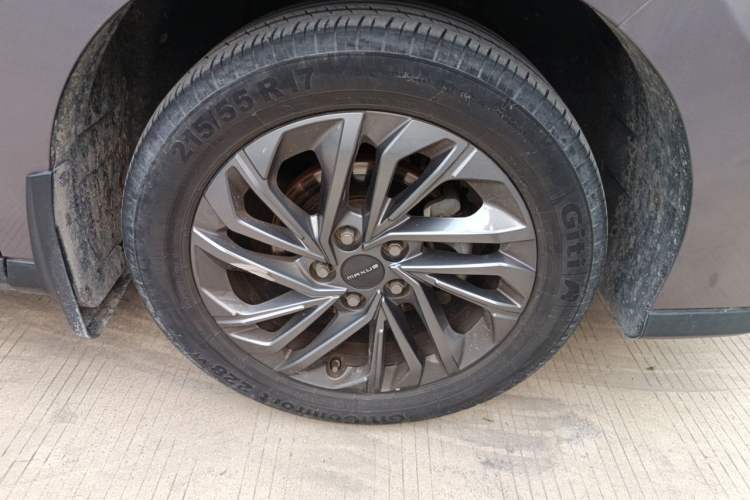 Used SAIC MAXUS G50 2019 1.5T First Edition Automatic Luxury Version 7 Seats Right Front Wheel Hub