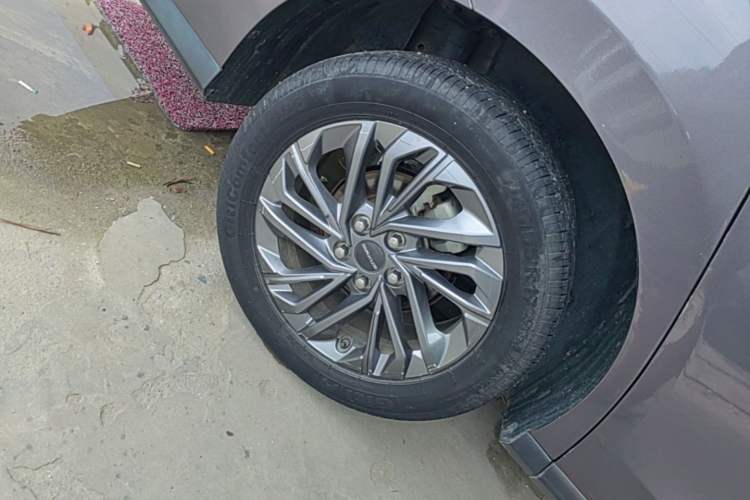 Used SAIC MAXUS G50 2019 1.5T Automatic Luxury Edition China VI Standard Right Rear Wheel Hub
