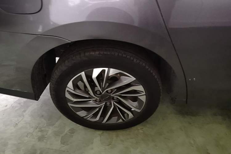Used SAIC MAXUS G50 2019 1.5T Automatic Elite Edition China V Standard Right Rear Wheel Hub