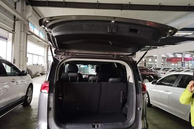 Used SAIC MAXUS G50 2019 1.5T Automatic Elite Edition China V Standard Trunk