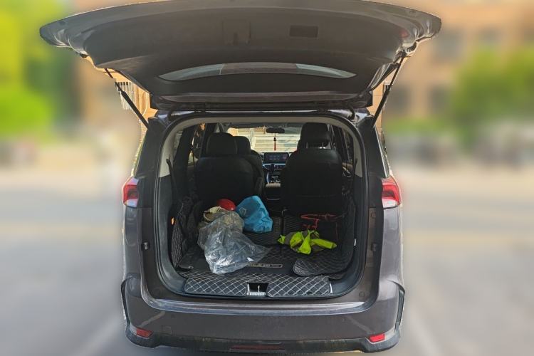 Used SAIC MAXUS G50 2019 1.5T Automatic Luxury Edition China VI Standard Trunk