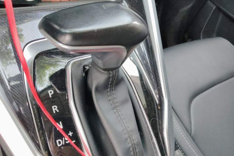 Used SAIC MAXUS G50 2019 1.5T First Edition Automatic Luxury Version 7 Seats Gear Lever