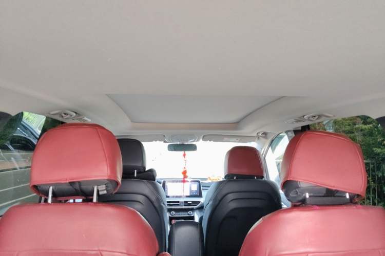 Used SAIC MAXUS G50 2019 1.5T First Edition Automatic Luxury Version 7 Seats Headliner