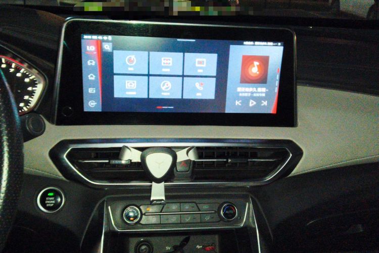 Used SAIC MAXUS G50 2019 1.5T First Edition Automatic Luxury Version 6 Seats Audio And AC Panel