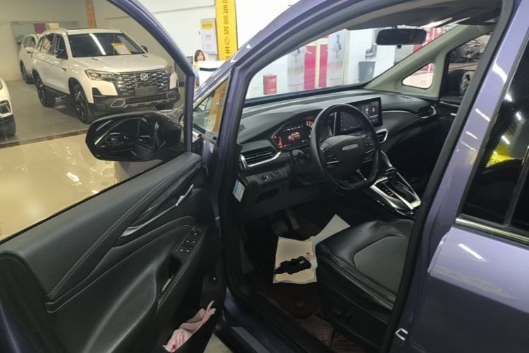 Used SAIC MAXUS G50 2019 1.5T Automatic Luxury Edition China VI Standard Driver Seat