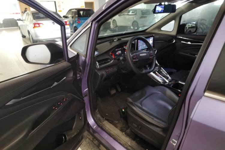 Used SAIC MAXUS G50 2019 1.5T First Edition Automatic Luxury Version 7 Seats Driver Seat
