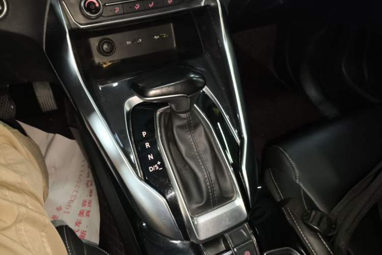 Used SAIC MAXUS G50 2019 1.5T Automatic Luxury Edition China VI Standard Gear Lever